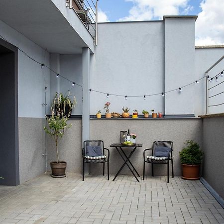 Apartman Yellow Submarine Se Slunnou Terasou Kutná Hora Exteriör bild