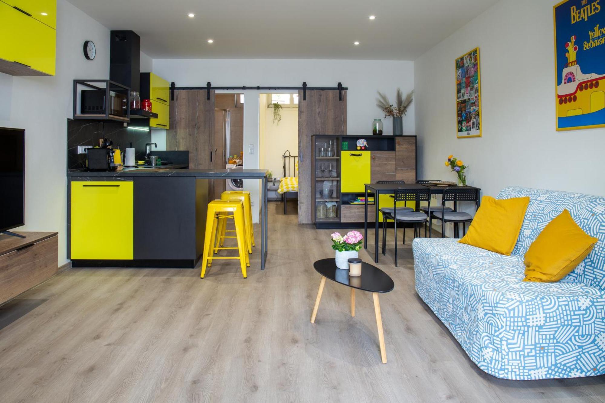 Apartman Yellow Submarine Se Slunnou Terasou Kutná Hora Exteriör bild